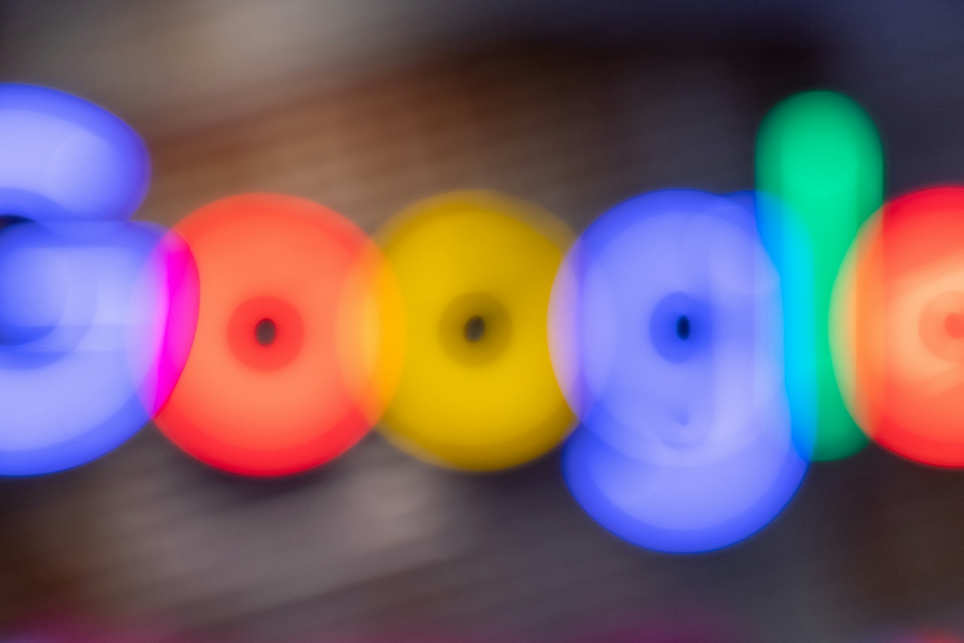 Why Your Family Can’t Use Gemini Advanced: The Google One AI Premium Reality Check